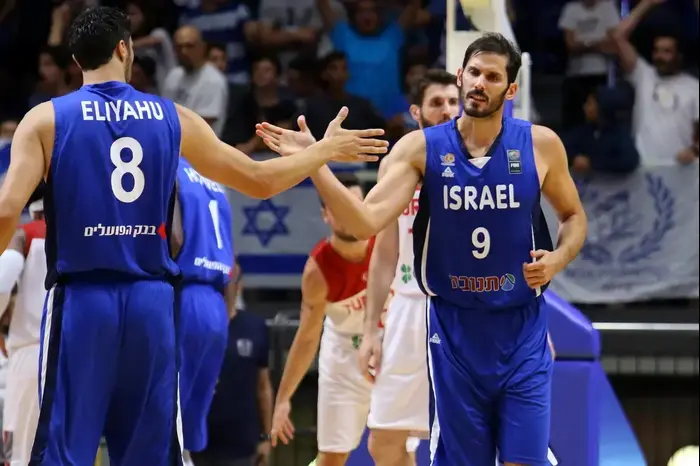 עומרי כספי נבחרת ישראל (יוסי ציפקיס) עומרי כספי נבחרת ישראל (יוסי ציפקיס)