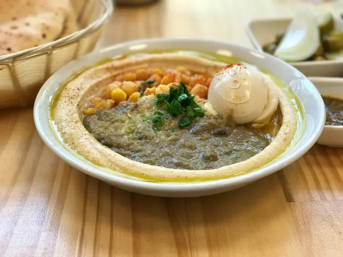 חומוס העם (קובי רובין)