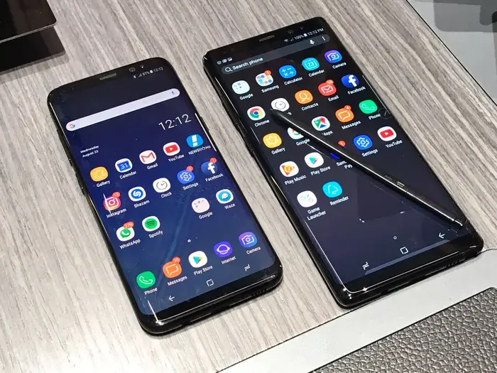סמסונג גלקסי נוט 8 (מערכת וואלה! NEWS , מייקי לוי)