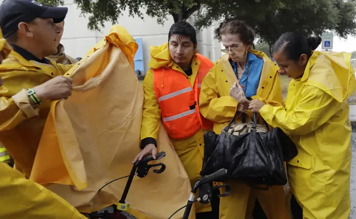 ארצות הברית: טקסס לאחר שפגע בה הוריקן "הארווי" (מערכת וואלה! NEWS , AP) ארצות הברית: טקסס לאחר שפגע בה הוריקן "הארווי" (מערכת וואלה! NEWS , AP)