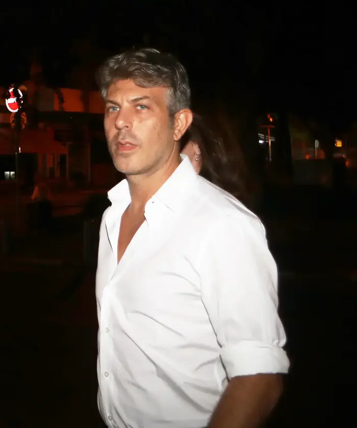 שיר אלמליח (ניר פקין) שיר אלמליח (ניר פקין)