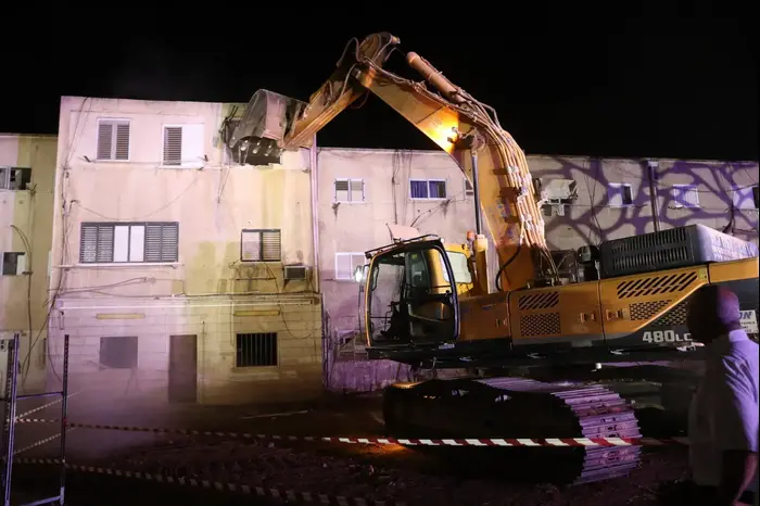 הריסת NEXT TLV (יח"צ)