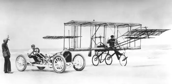 מכוניות ומטוסים (אתר יצרן , יצרן) מכוניות ומטוסים (אתר יצרן , יצרן)