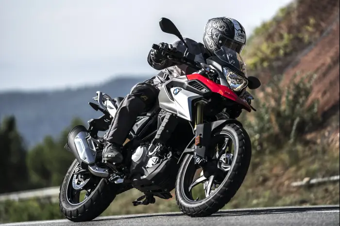 רכיבה ראשונה: ב.מ.וו G310GS (ניר בן טובים , יצרן) רכיבה ראשונה: ב.מ.וו G310GS (ניר בן טובים , יצרן)