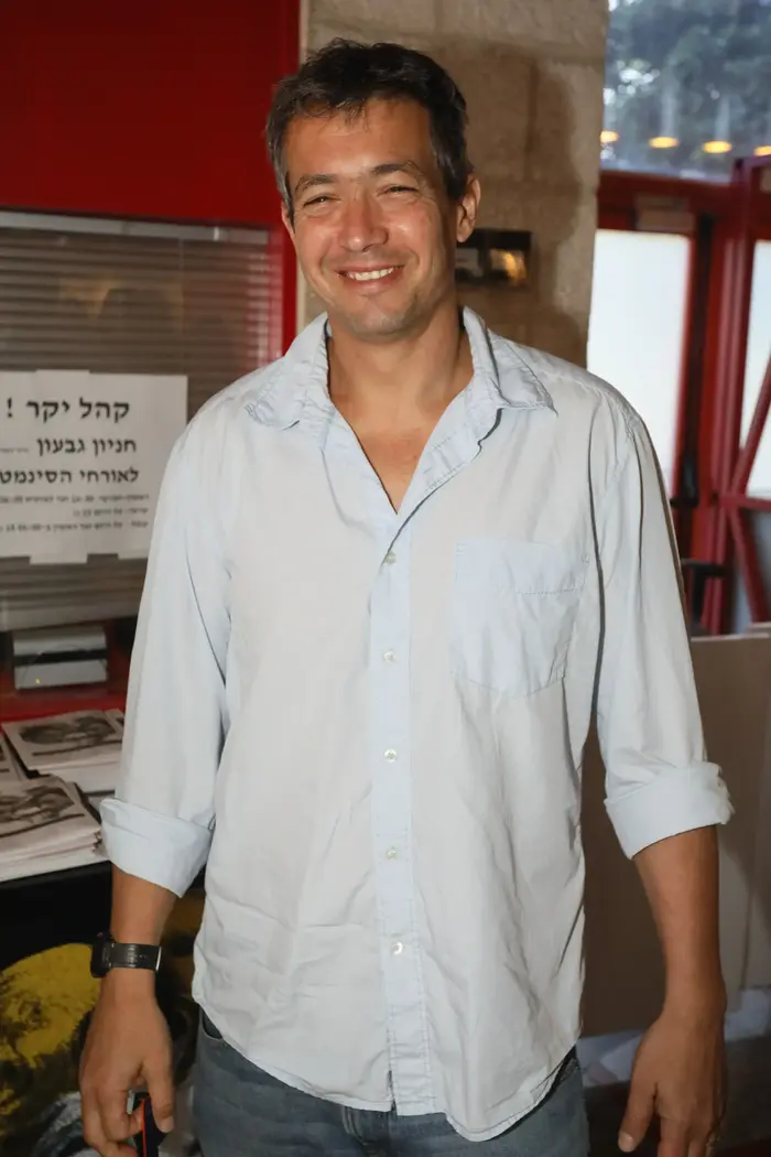רינו צרור הקרנה (יח"צ , רפי דלויה) רינו צרור הקרנה (יח"צ , רפי דלויה)