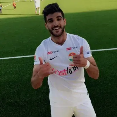 רוואן אמין שחקן דלכורד (אתר רשמי) רוואן אמין שחקן דלכורד (אתר רשמי)
