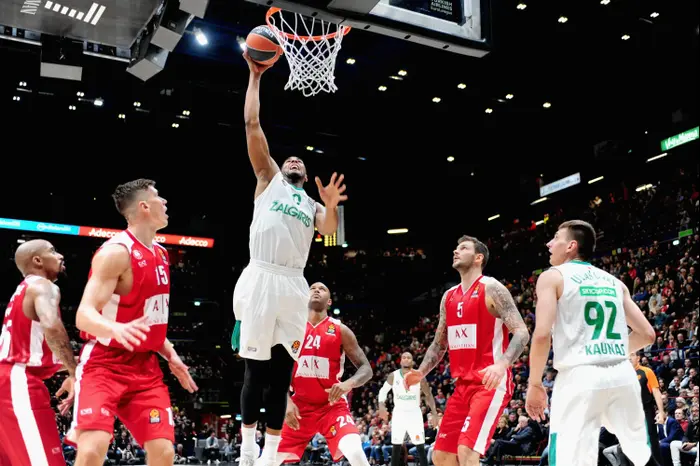 ברנדון דייויס ז'לגיריס קובנה (GettyImages) ברנדון דייויס ז'לגיריס קובנה (GettyImages)