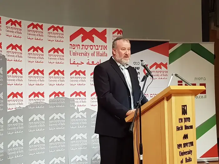 דברי היועץ המשפטי לממשלה בכנס שנת המשפט של אוניברסיטת חיפה 23 בנובמבר 2017 (מערכת וואלה! NEWS , משרד המשפטים) דברי היועץ המשפטי לממשלה בכנס שנת המשפט של אוניברסיטת חיפה 23 בנובמבר 2017 (מערכת וואלה! NEWS , משרד המשפטים)