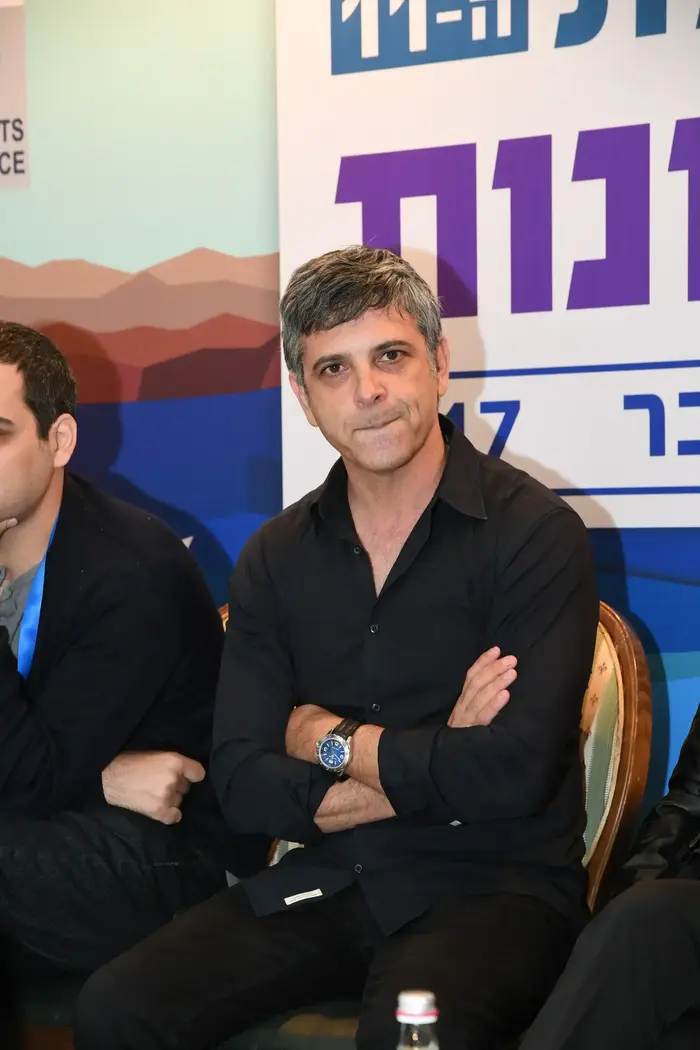 אבי וייס (יח"צ , אודי פורטל) אבי וייס (יח"צ , אודי פורטל)