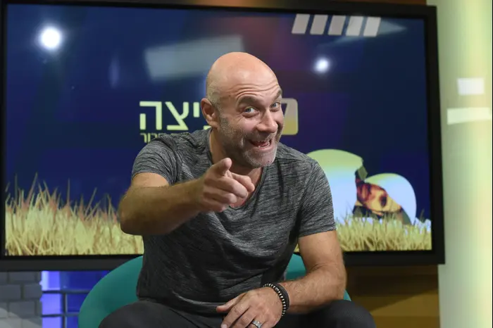 דביר בנדק (ראובן קסטרו) דביר בנדק (ראובן קסטרו)
