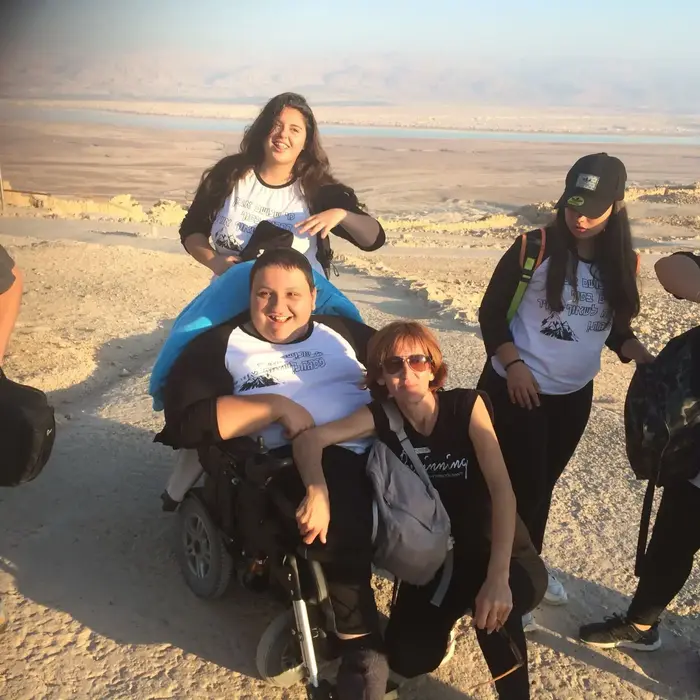 הנער מתן דדון שזכה לראשונה לטייל עם הכתה שלו (מערכת וואלה! NEWS , באדיבות מחנכת הכיתה והמצולמים) הנער מתן דדון שזכה לראשונה לטייל עם הכתה שלו (מערכת וואלה! NEWS , באדיבות מחנכת הכיתה והמצולמים)