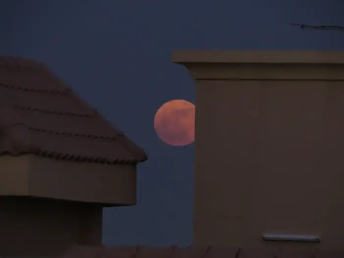 סופר מון בערב הסעודית (תמונות גולשים , טוויטר)