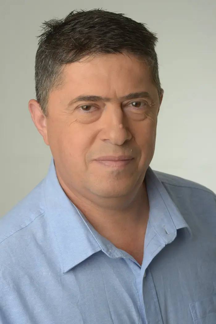 ד"ר אלון קורן-מידן, עורך דין ורופא שיניים (אתר רשמי)