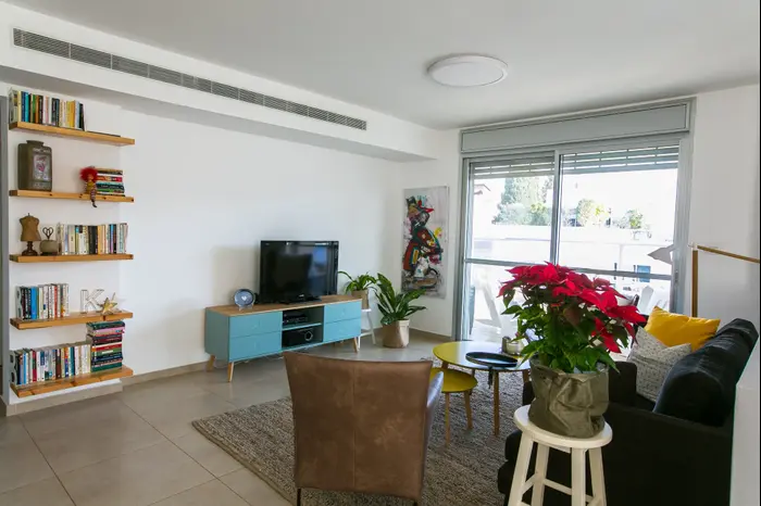 דירה שכורה ברחובות (יח"צ , ליאור ניר) דירה שכורה ברחובות (יח"צ , ליאור ניר)