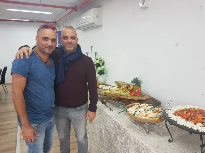אייל רביד ויעקב אזולאי (יח"צ , מקור גל תקשורת) אייל רביד ויעקב אזולאי (יח"צ , מקור גל תקשורת)