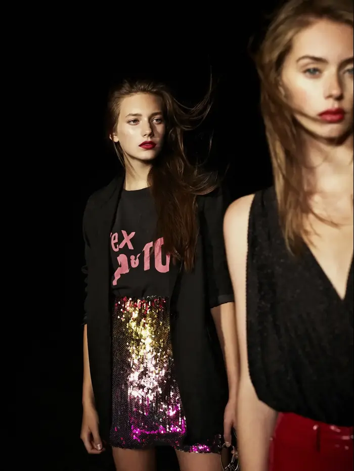 PULL&BEAR חצאית (יח"צ , יחצ) PULL&BEAR חצאית (יח"צ , יחצ)
