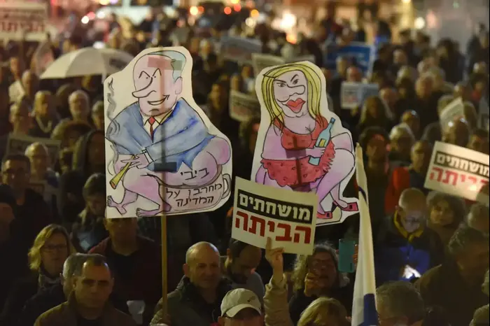 הפגנות נגד השחיתות השלטונית בהבימה, תל אביב 6 בינואר 2018 (ראובן קסטרו)