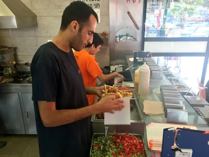 פלאפל מרדכי (קובי רובין)
