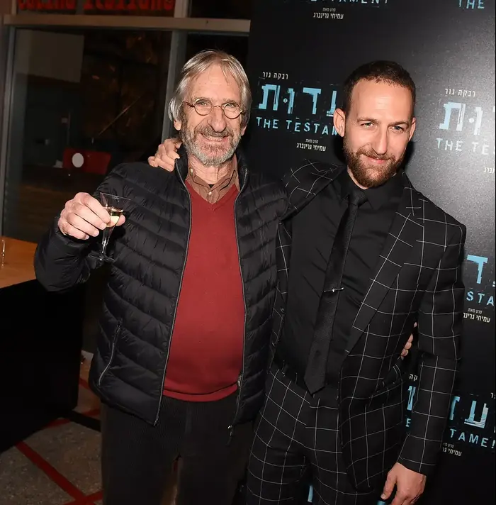 אורי פפר (יח"צ , אביב חופי) אורי פפר (יח"צ , אביב חופי)