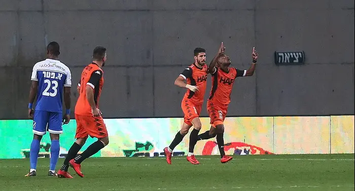 מאוויס צ'יבוטה שחקן בני יהודה (קובי אליהו)