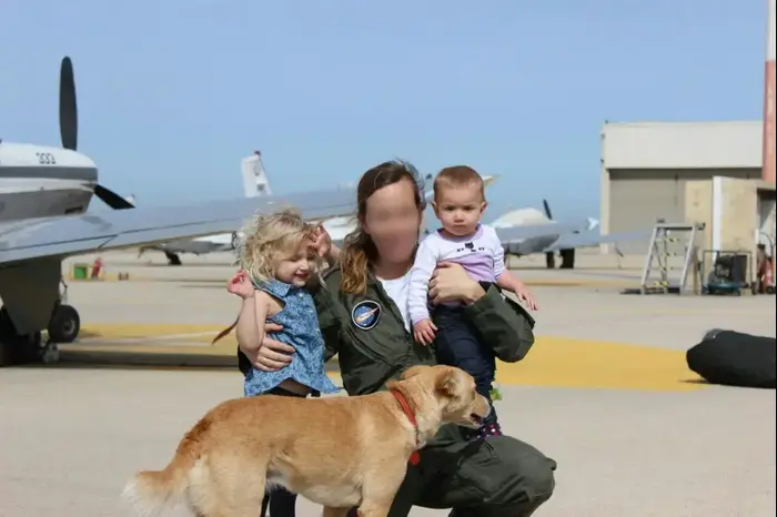 ט', מפקדת טייסת התעופה הראשונה, 16 בינואר 2018 (דובר צה"ל) ט', מפקדת טייסת התעופה הראשונה, 16 בינואר 2018 (דובר צה"ל)