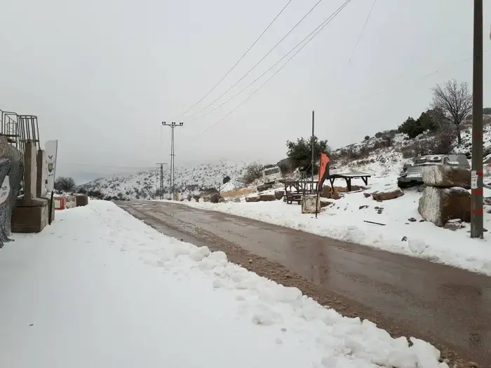 בוקר מושלג ממוצב חיל ההנדסה שבחרמון (מערכת וואלה! NEWS , Yuval Lichtman) בוקר מושלג ממוצב חיל ההנדסה שבחרמון (מערכת וואלה! NEWS , Yuval Lichtman)