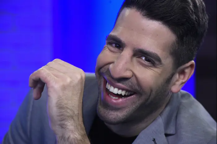 אורי לייזרוביץ' (ראובן קסטרו) אורי לייזרוביץ' (ראובן קסטרו)