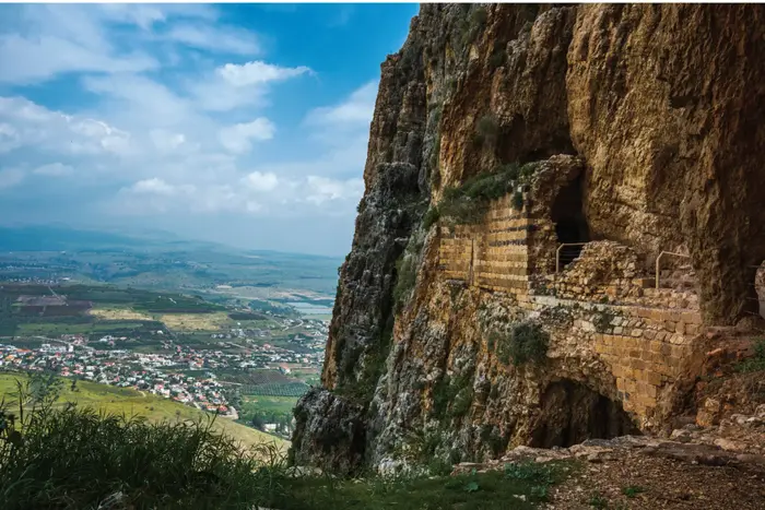 גן לאומי ארבל מתוך הספר "מסע צילום בשביל ישראל" (מערכת וואלה! NEWS , אודי גורן) גן לאומי ארבל מתוך הספר "מסע צילום בשביל ישראל" (מערכת וואלה! NEWS , אודי גורן)
