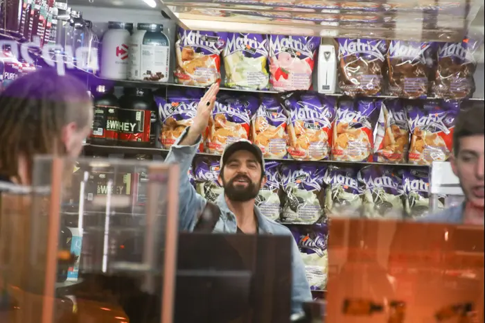 עמוס תמם (ניר פקין) עמוס תמם (ניר פקין)