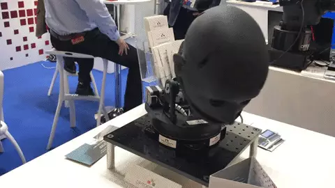 חברת optofidelity מייצרת ראש מיוחד שנועד למפתחי משקפי המציאות המדומה. הראש המיוחד מגיע עם חיישנים שעוזרים לחברות לנתח את המשקפיים ולשפר אותן (מערכת וואלה! NEWS , אורן דותן) חברת optofidelity מייצרת ראש מיוחד שנועד למפתחי משקפי המציאות המדומה. הראש המיוחד מגיע עם חיישנים שעוזרים לחברות לנתח את המשקפיים ולשפר אותן (מערכת וואלה! NEWS , אורן דותן)