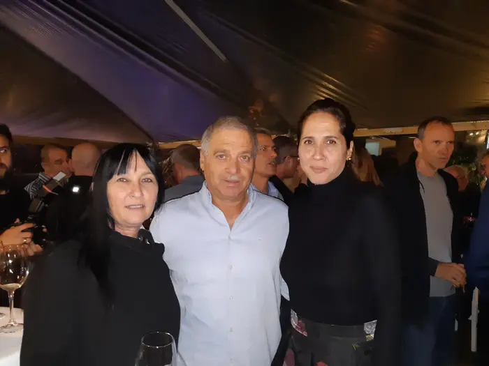 איילת פינקוס,, אילן ואיריס בן דרור (יח"צ , רונית מטיאס) איילת פינקוס,, אילן ואיריס בן דרור (יח"צ , רונית מטיאס)