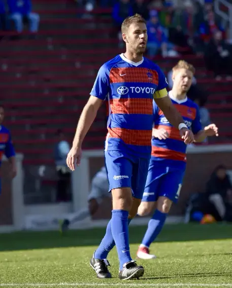 שחקן סינסינטי FC דקל קינן (אתר רשמי , אתר רשמי סינסינטי FC) שחקן סינסינטי FC דקל קינן (אתר רשמי , אתר רשמי סינסינטי FC)