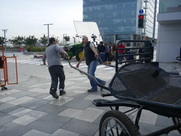 מאחורי הקלעים: קמפיין מאזדה 3 (ניר בן טובים , יח"צ) מאחורי הקלעים: קמפיין מאזדה 3 (ניר בן טובים , יח"צ)