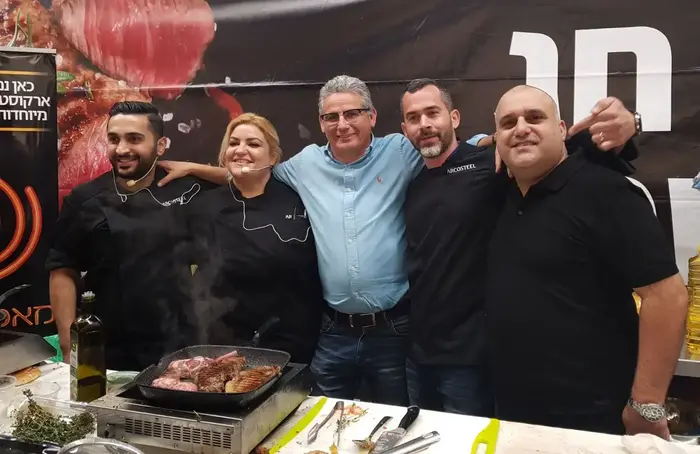 תומר מנואי, יהודה עמר, אילן עזרא, סיון עמר ואדי בבייב (יח"צ , . צילום יחצ מקור שלמור)