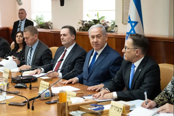 ראש הממשלה בנימין נתניהו בישיבת ממשלה, 11 באפריל 2018 (מערכת וואלה! NEWS , יואב דודקביץ ידיעות אחרונות) ראש הממשלה בנימין נתניהו בישיבת ממשלה, 11 באפריל 2018 (מערכת וואלה! NEWS , יואב דודקביץ ידיעות אחרונות)