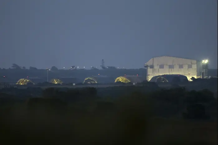 בסיס חיל האוויר הבריטי, קפריסין, 14 באפריל 2018 (AP) בסיס חיל האוויר הבריטי, קפריסין, 14 באפריל 2018 (AP)