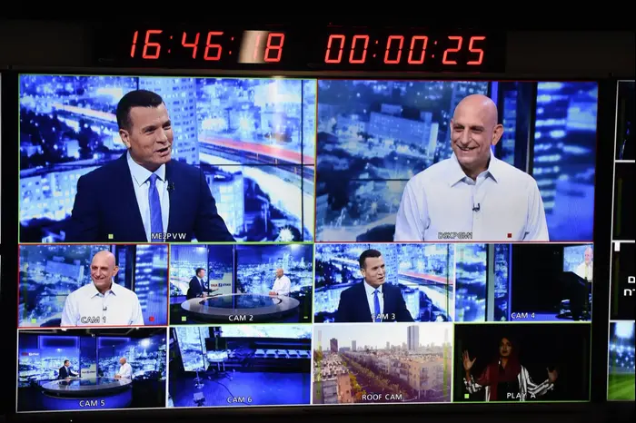 וואלה טוק הראיון המרכזי עם יעקב אילון ואהרון אהרון (ראובן קסטרו) וואלה טוק הראיון המרכזי עם יעקב אילון ואהרון אהרון (ראובן קסטרו)