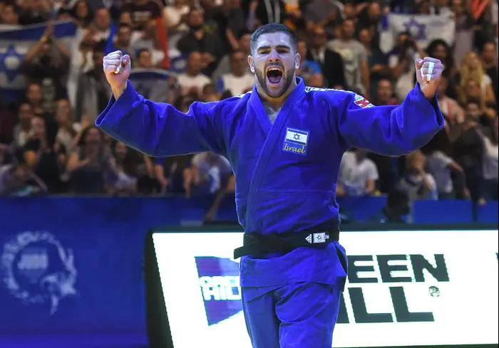פיטר פלצ'יק ג'ודוקא ישראלי חוגג זכייה במדליית ארד, אליפות אירופה 2018 (ברני ארדוב) פיטר פלצ'יק ג'ודוקא ישראלי חוגג זכייה במדליית ארד, אליפות אירופה 2018 (ברני ארדוב)