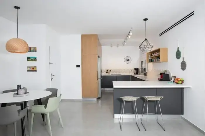 דירה משושפצת בקריית אונו (בנין ודיור , הילה עידו)