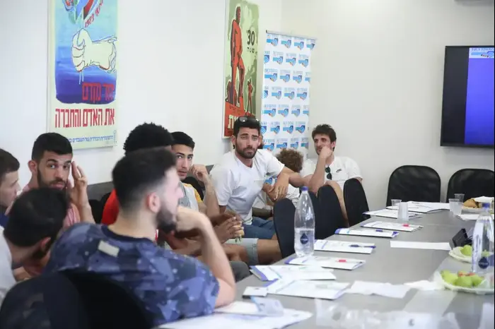 תומר גינת שלומי הרוש ארגון השחקנים (יותם רונן) תומר גינת שלומי הרוש ארגון השחקנים (יותם רונן)