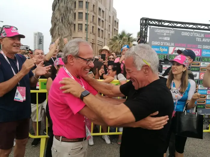 סילבן אדמס (מימין) עם דני בנעים ג'ירו ד'איטליה 2018 (מערכת וואלה! NEWS , יניב טוכמן) סילבן אדמס (מימין) עם דני בנעים ג'ירו ד'איטליה 2018 (מערכת וואלה! NEWS , יניב טוכמן)