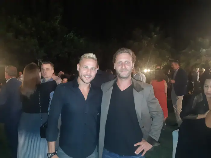 יהב ודולב סדן (יח"צ , רונית מטיאס)