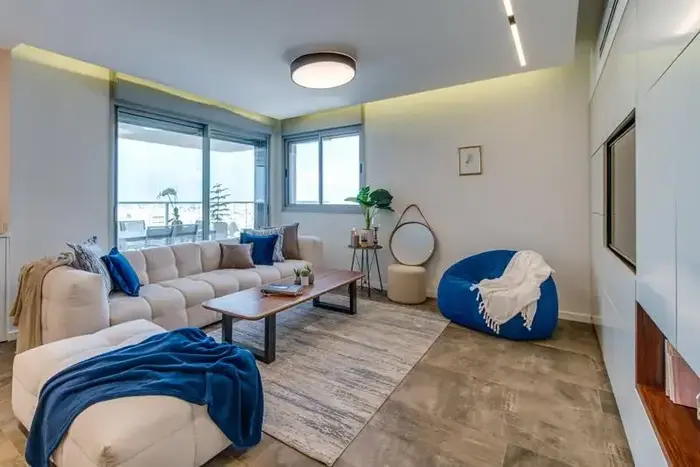 דירת קבלן במרכז הארץ (בנין ודיור , ליאור טייטלר) דירת קבלן במרכז הארץ (בנין ודיור , ליאור טייטלר)