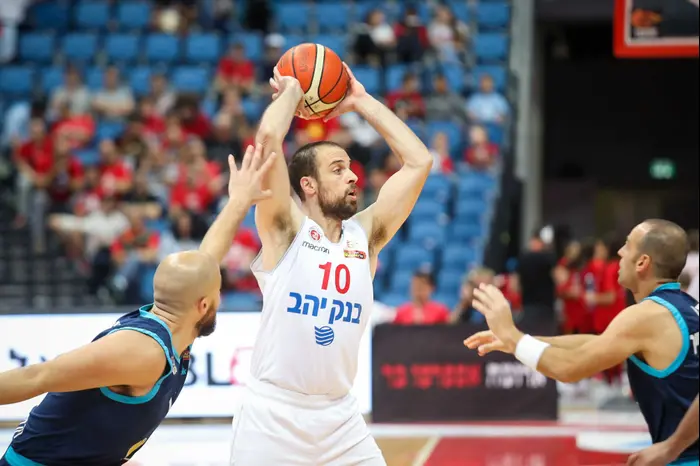 יותם הלפרין, שחקן הפועל ירושלים (נועם מושקוביץ) יותם הלפרין, שחקן הפועל ירושלים (נועם מושקוביץ)