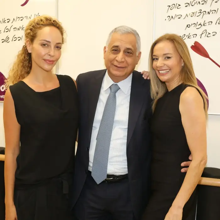 סמדר אשכנזי רייויט, פיני כהן, מירי בוהדנה (רפי דלויה)