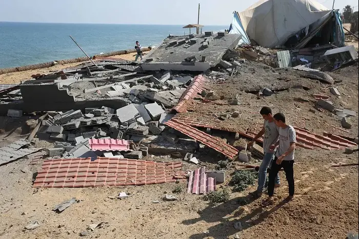 אתרי ג'יהאד אסלאמי וחמאס שנהרסו בהפצצות חיל האוויר ברצועת עזה. 30 במאי 2018 (מערכת וואלה! NEWS) אתרי ג'יהאד אסלאמי וחמאס שנהרסו בהפצצות חיל האוויר ברצועת עזה. 30 במאי 2018 (מערכת וואלה! NEWS)