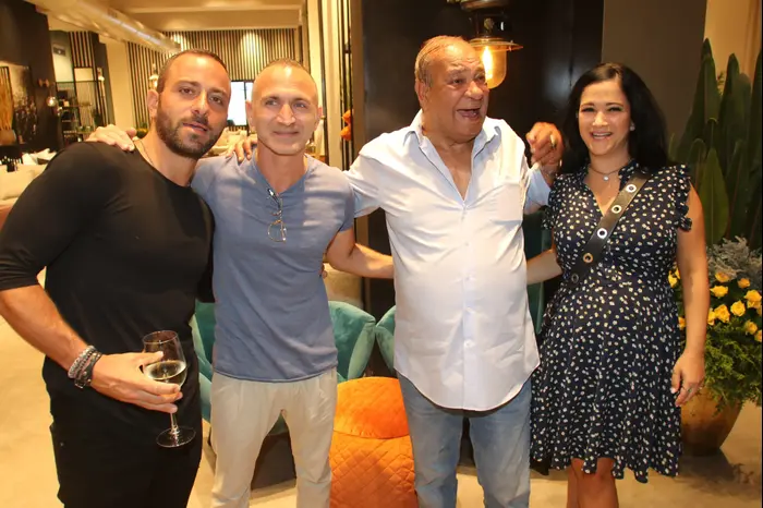 שלום מיכאלשווילי, זאב רווח (ניר פקין) שלום מיכאלשווילי, זאב רווח (ניר פקין)