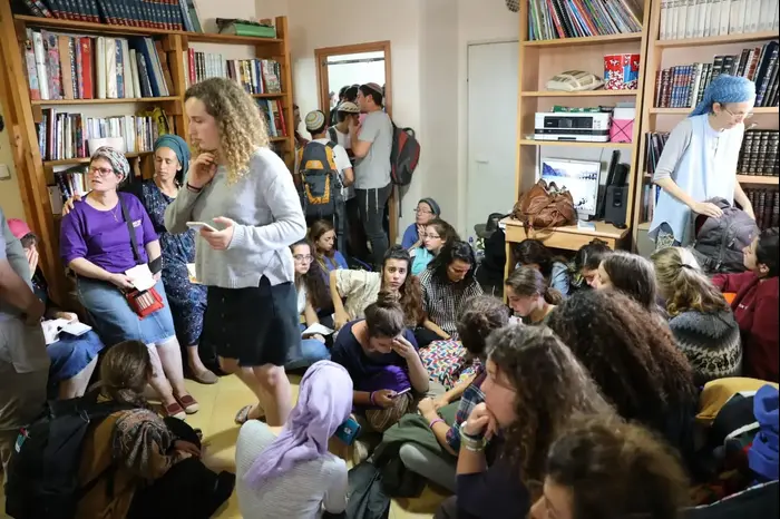 בית משפחת בר לב שמתפנה מנתיב אבות (נועם מושקוביץ) בית משפחת בר לב שמתפנה מנתיב אבות (נועם מושקוביץ)