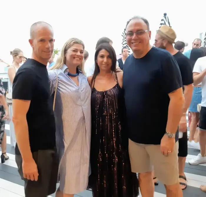 דני ומימי לוזון, דלית וניצן לביא (יח"צ , רונית מטיאס)