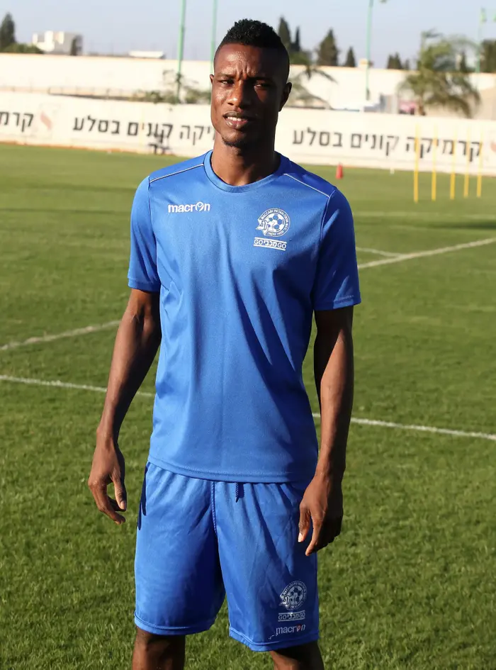 דידייה ברוסו מכבי פתח תקוה (ברני ארדוב) דידייה ברוסו מכבי פתח תקוה (ברני ארדוב)